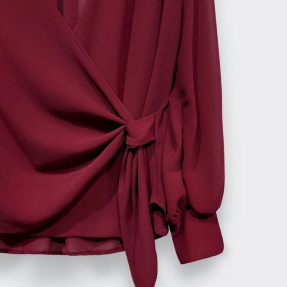 MADE IN ITALY BEAUTIFUL  WRAP CHIFFON BLOUSE - Picture 2 of 3